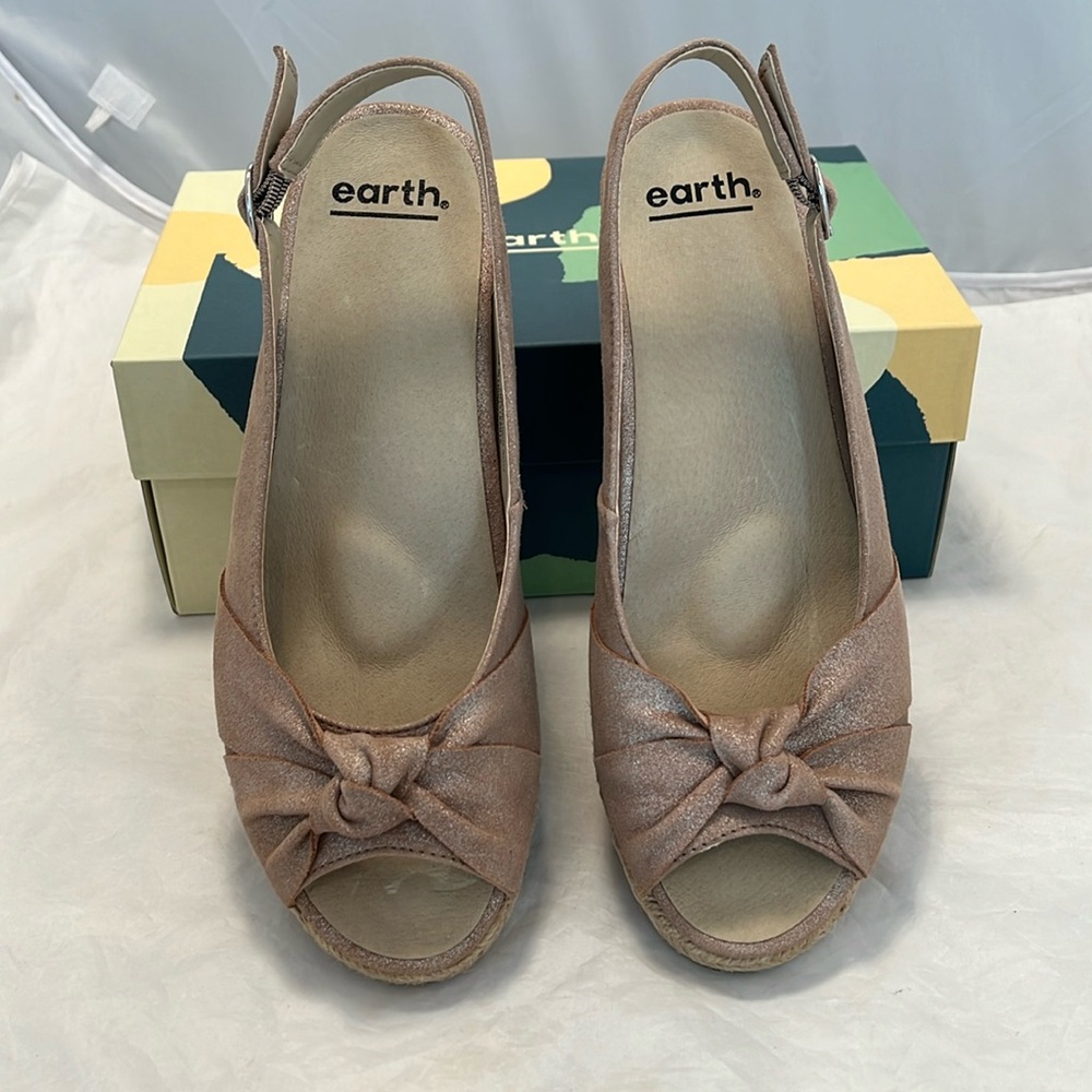 Earth Thara Bermuda Wedge Sandals